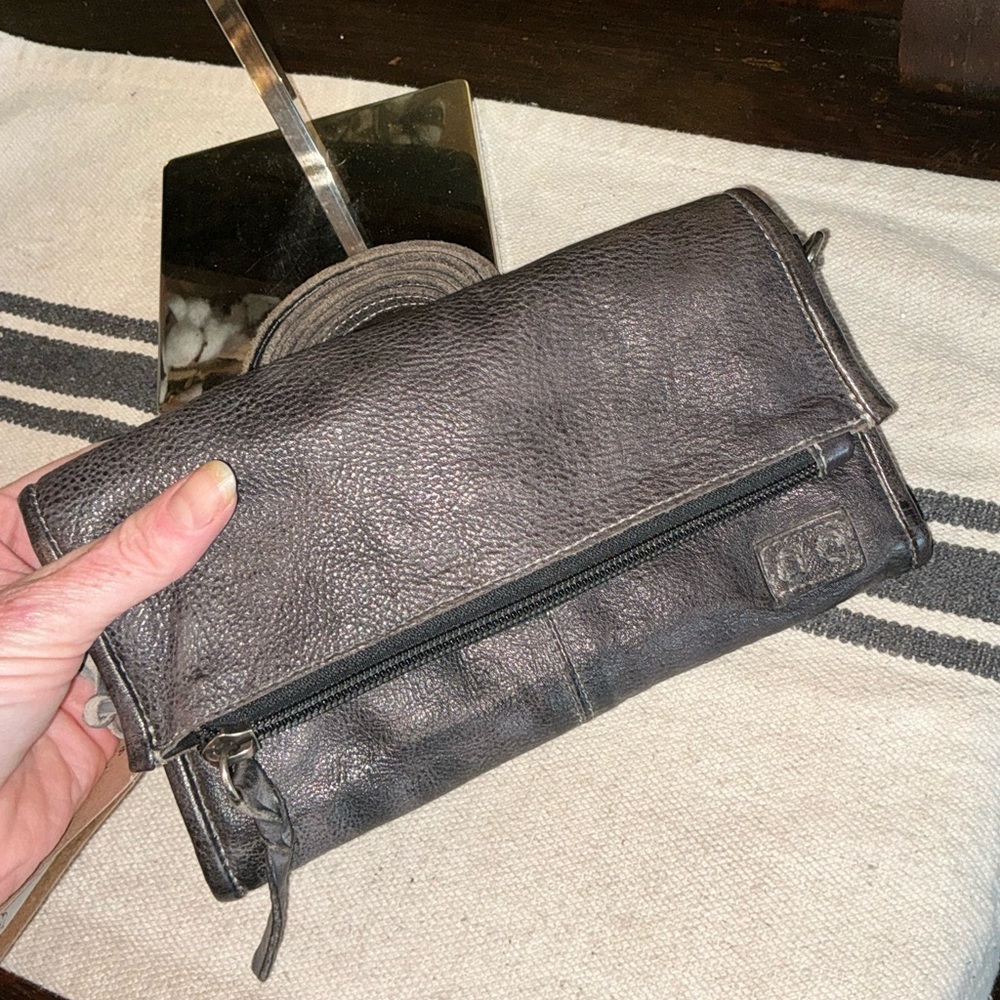 NWT Bed Stu Leather Amina Crossbody Clutch Wallet Black Rustic MSRP $185 - Picture 4 of 16